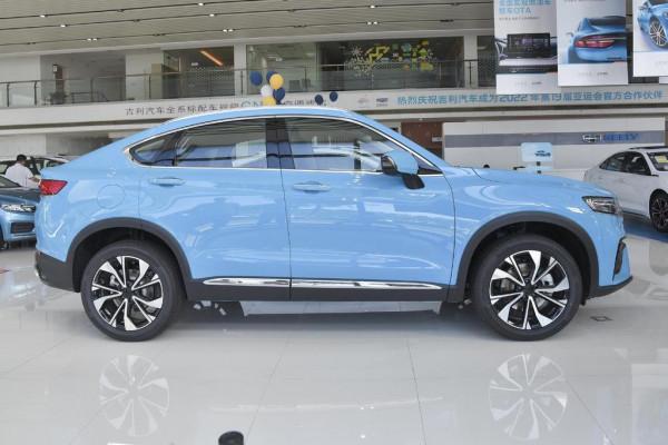 實拍2021款星越S，全系搭載2.0T，深度體驗後確實是不錯的選擇