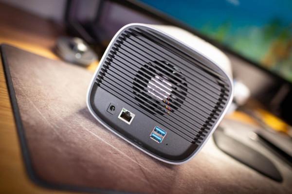 ORICO MetaBox Pro 解放手機容量，記錄美好生活