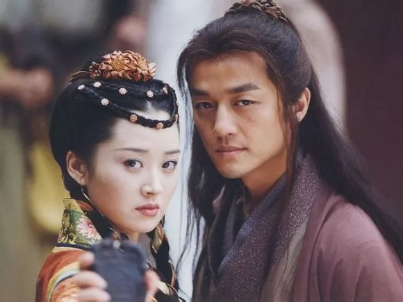 任盈盈和薛寶釵