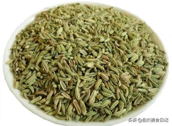 大廚詳細教給你廚房四十多種常用香料知識和用處,建議收藏學習 大廚詳細教給你廚房四十多種常用香料知識和用處,建議收藏學習