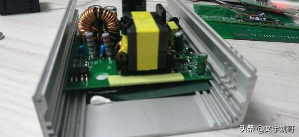 還在玩T12嗎?快來看看用WY710高頻烙鐵主機板組裝臺高效能高頻烙鐵 還在玩T12嗎?快來看看用WY710高頻烙鐵主機板組裝臺高效能高頻烙鐵