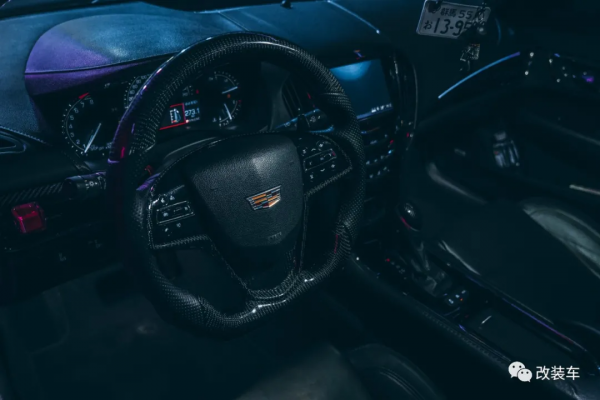 輪上310匹馬力的凱迪拉克ATS-L,偏時崩壞了四套排氣和一顆渦輪? 輪上310匹馬力的凱迪拉克ATS-L,偏時崩壞了四套排氣和一顆渦輪?