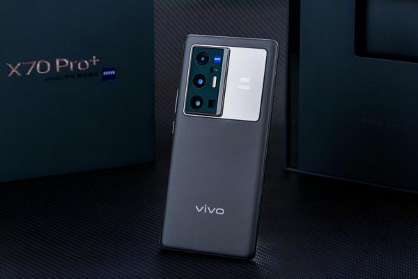 2000塊預算,這4款手機最吃香,內行人最愛 2000塊預算,這4款手機最吃香,內行人最愛