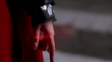 五官亂飛就別硬演“美強慘”人設，5位演員告訴你啥叫瘋批美人