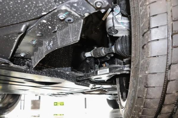 領克05低速打方向懸掛異響是怎麼回事? 領克05低速打方向懸掛異響是怎麼回事?