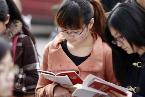 考生因父母有“汙點”，導致公務員政審被刷掉，原來政審還查這些