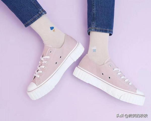 秋冬，用上這3個搭配“心機”，你的基礎款就能與眾不同