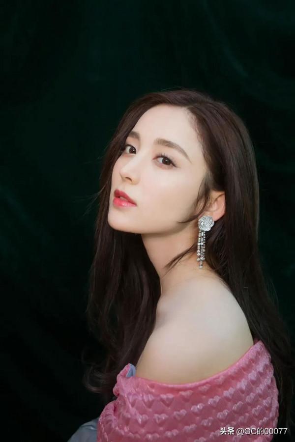 粉紅色的古力娜扎