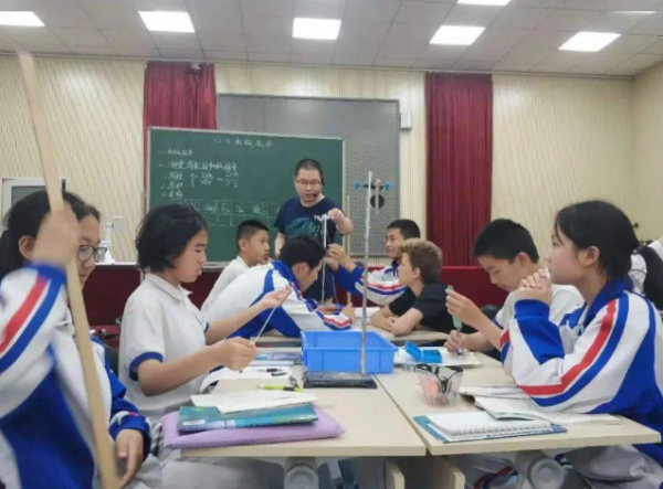 高考中“取消”一門學科投票，英語位列第2，數學和化學都有入選