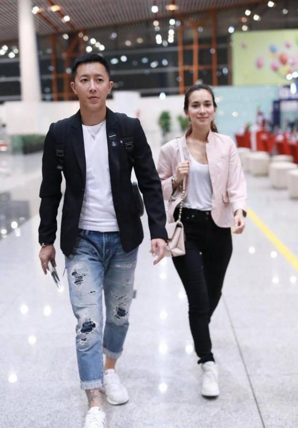 盧靖姍素顏無懼皺紋,打扮隨性自然卻女人味十足,韓庚有福了 盧靖姍素顏無懼皺紋,打扮隨性自然卻女人味十足,韓庚有福了