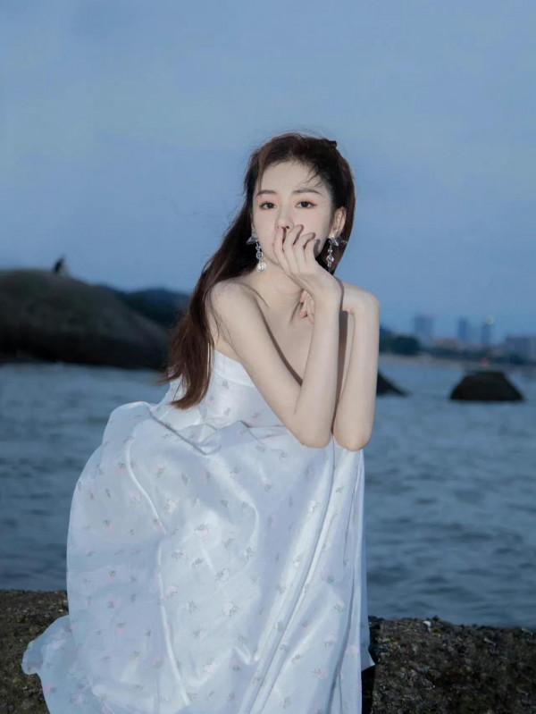 十位女星養眼美圖欣賞，個個美若天仙，你最喜歡誰呢？