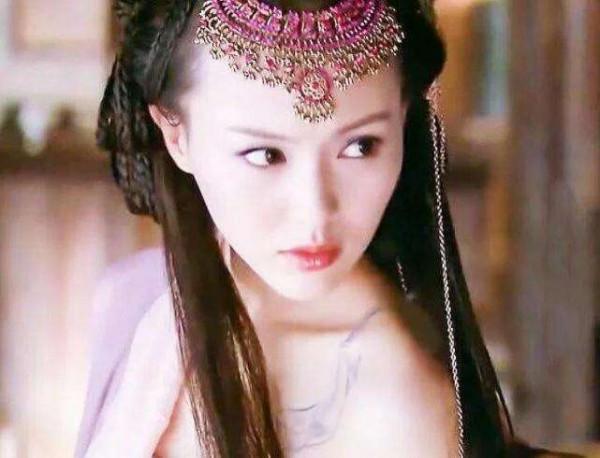 沒氣質別霍霍紫色，這6位紫衣美人太亮眼，有人溫柔，有人霸氣