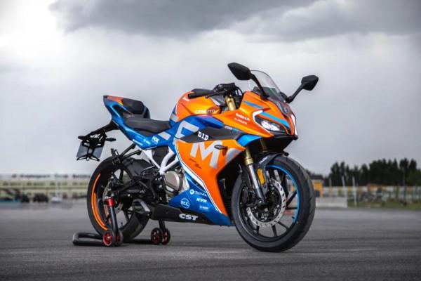 預算兩萬多身高170，外觀好看，騎行舒適的非踏板摩托車，求推薦