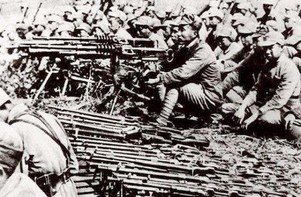 日師團長外甥女被俘後與軍人生下一子，母親回國後，兒子尋親多年