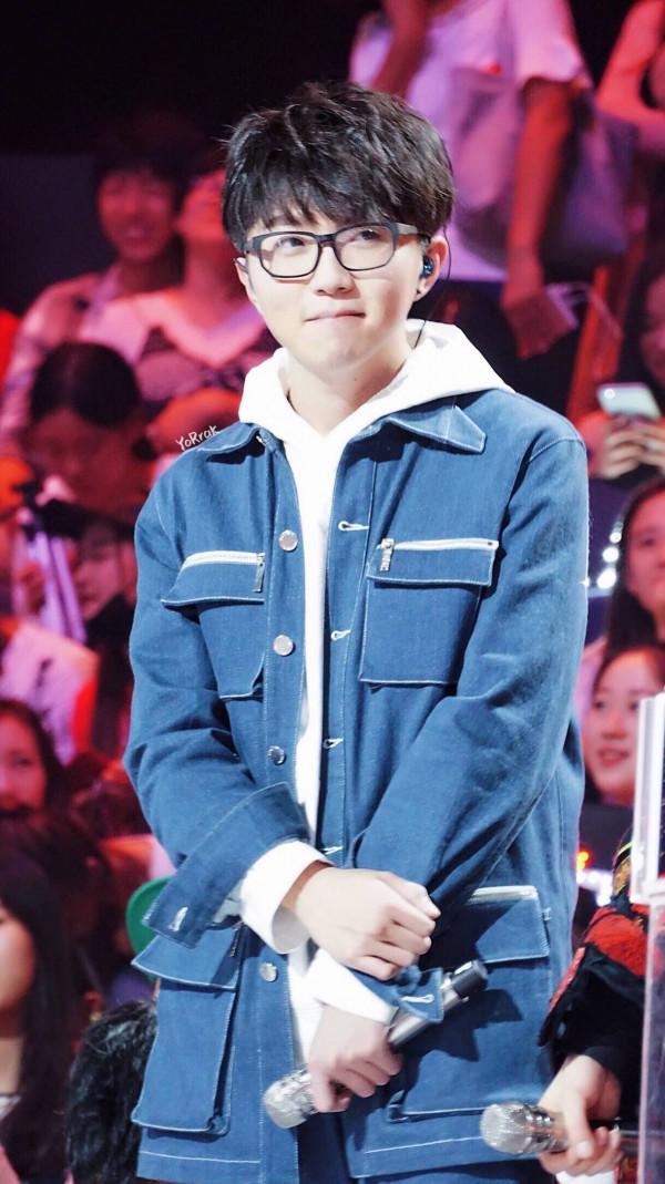 華晨宇與毛不易之前塵今時 華晨宇與毛不易之前塵今時