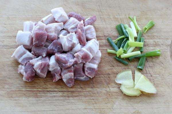 陝西特色麵食肉夾饃,一個頂外賣的三個,用料十足吃著太過癮了 陝西特色麵食肉夾饃,一個頂外賣的三個,用料十足吃著太過癮了