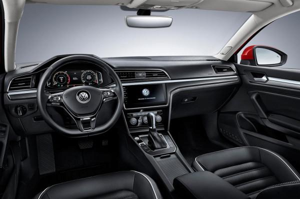 最高優惠4.5萬，七折拿下德系“家用轎跑”凌渡，值得入手嗎？