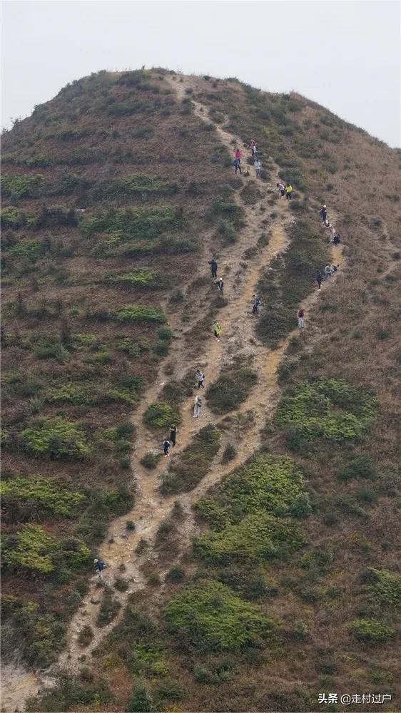 英德巖背石頭城，風光獨特，這裡有傳說中的寶藏