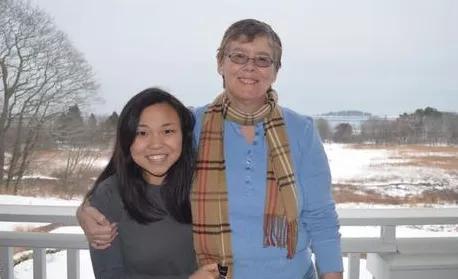 美國家庭收養中國女嬰，20年後回國尋親：我只想告訴他們我很幸福