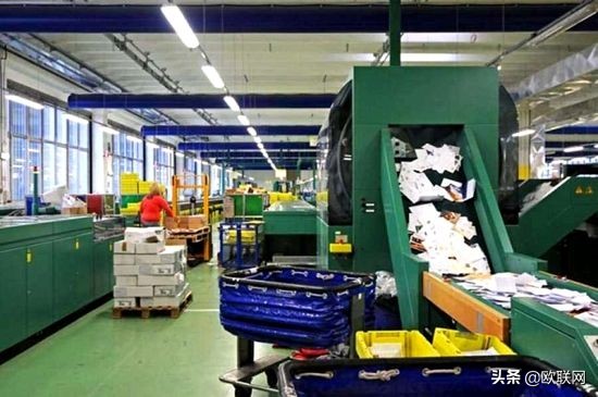 義大利郵局員工能聞出信封裡外幣 涉監守自盜被訴