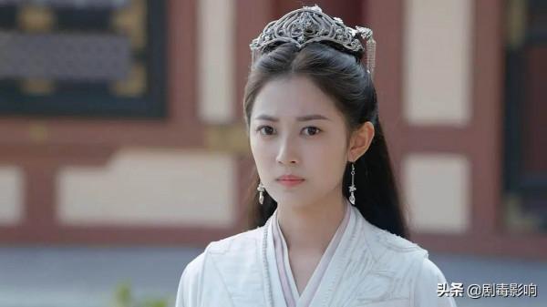 沒想到李易峰成了&OpenCurlyDoubleQuote;新年第一撲&rdquo;，S級古偶真的完了