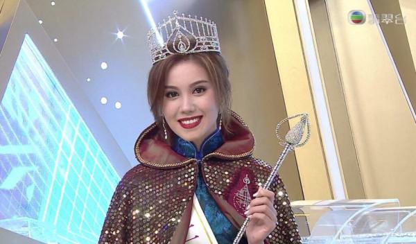 鍾麗緹女兒奪亞軍,關禮傑女兒選港姐,港圈星二代為何執著選美? 鍾麗緹女兒奪亞軍,關禮傑女兒選港姐,港圈星二代為何執著選美?
