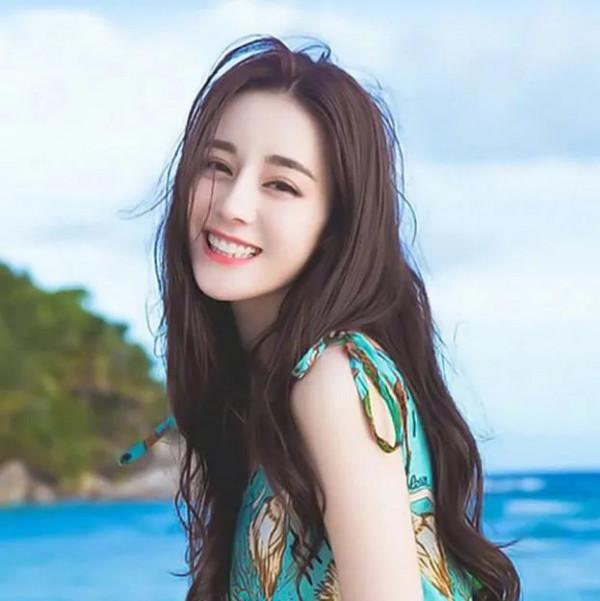 實力偶像小花旦迪麗熱巴寫真集 實力偶像小花旦迪麗熱巴寫真集