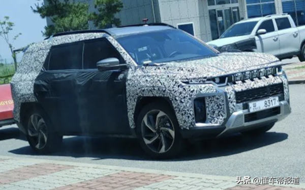 新車｜前臉酷似Jeep，預計今年亮相！雙龍新款SUV諜照曝光