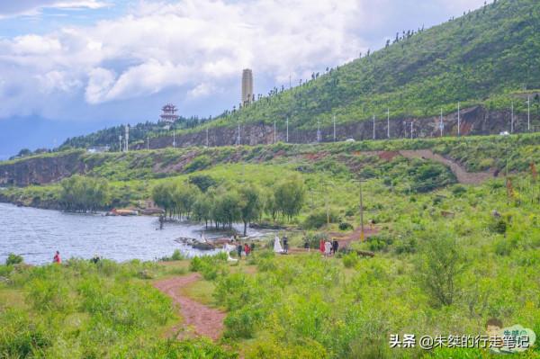 不去江南，也不去皖南，而是去更悠然愜意，更令人神往的雲南古鎮