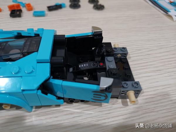 LEGO 超級賽車系列 76905 福特GT和Bronco R開箱簡評