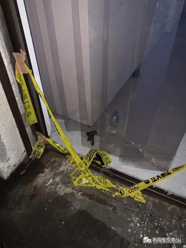 日本辦了一場“可以偷的藝術展”，結果還沒開偷就全被搶光了