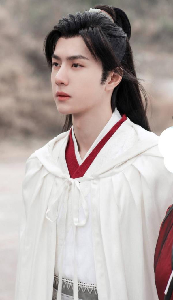 誰說古裝劇再無靚仔?不,這10位,依舊是這條街上“最靚的仔” 誰說古裝劇再無靚仔?不,這10位,依舊是這條街上“最靚的仔”