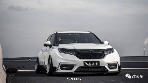全國首例寬體本田冠道猶如“小坦克”,車主是不是按F上車的? 全國首例寬體本田冠道猶如“小坦克”,車主是不是按F上車的?