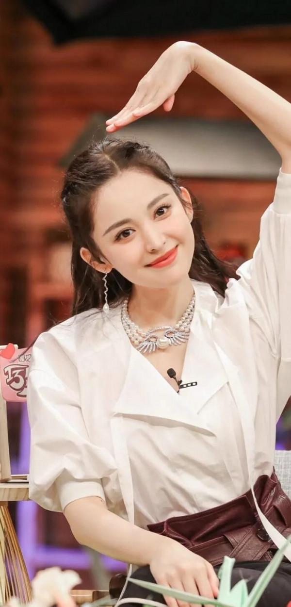 古力娜扎是你心目中的女神嗎？