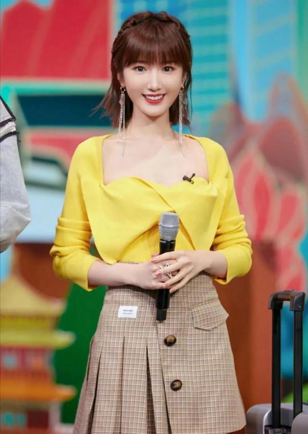 “優雅女神”毛曉彤到底有多美？（多圖）