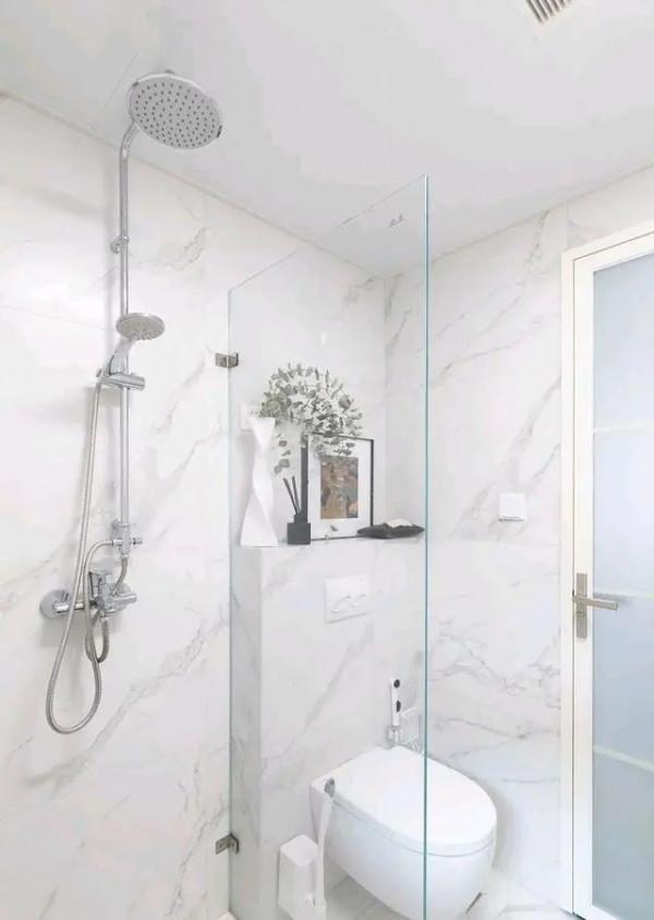 小戶型衛生間太小？掌握這些裝修小技巧，讓你家4㎡能當8㎡用