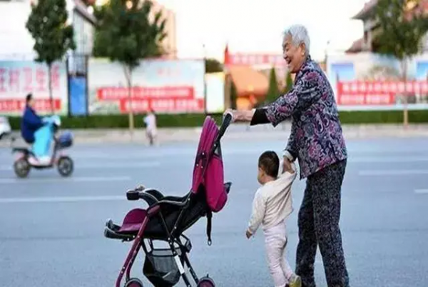 李玫瑾:養兒三忌,養女五忌,知道孩子的成長要點,才能少走彎路 李玫瑾:養兒三忌,養女五忌,知道孩子的成長要點,才能少走彎路