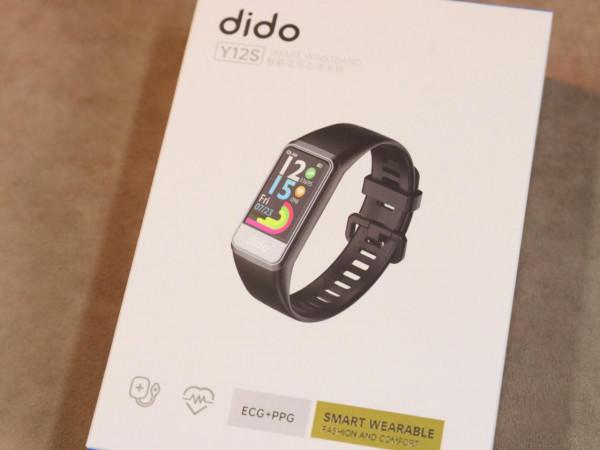 dido Y12 智慧手環釋出，面向中老年人，可秒變高精度心電監護儀