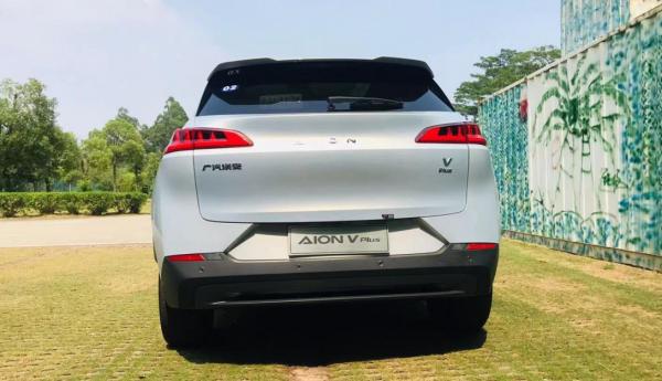 試駕AION V Plus:顏值智慧雙重進化,不止“小改款”那麼簡單 試駕AION V Plus:顏值智慧雙重進化,不止“小改款”那麼簡單