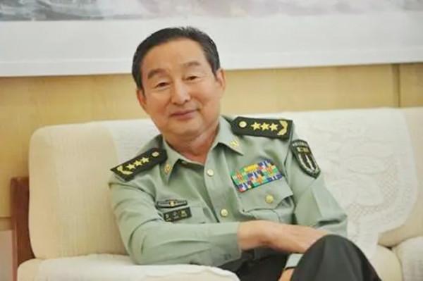 兒子剛出生,妻子就得知丈夫犧牲而哭暈,多年後將兒子培養成上將 兒子剛出生,妻子就得知丈夫犧牲而哭暈,多年後將兒子培養成上將