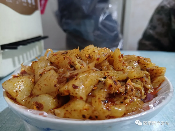 請接收兩當冬日裡熱騰騰的早餐