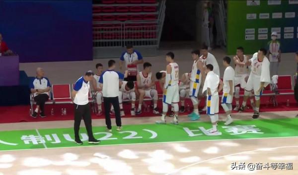 98比58！衛冕冠軍遼寧男籃大比分擊敗東道主，陝西隊雖敗猶榮