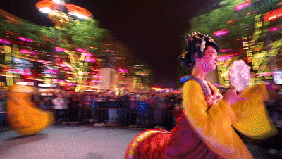 爆紅2年,那個一人帶火一座城的不倒翁小姐姐,卻因全運會被罵上了熱搜... 爆紅2年,那個一人帶火一座城的不倒翁小姐姐,卻因全運會被罵上了熱搜...