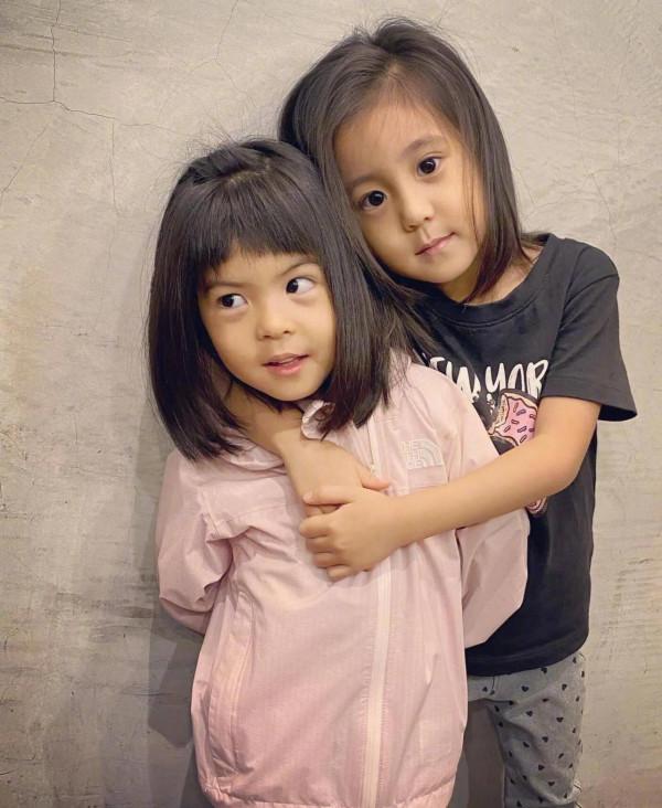 看看咘咘和波妞的日常穿搭