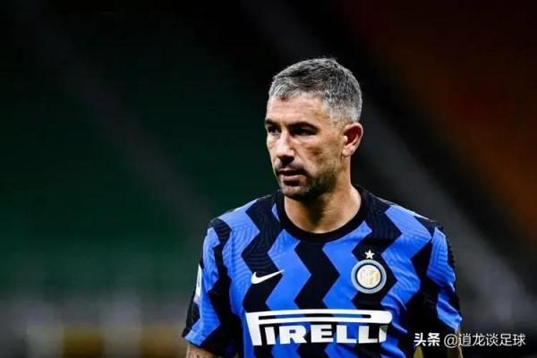 21世紀進球最多的五位邊後衛！卡洛斯獨一檔，至今無人超越