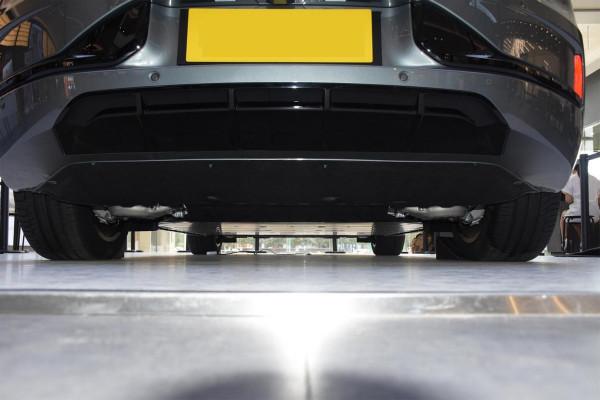 零百3.8秒，續航712km，28.1萬起，詳解自主高階電動車極氪001