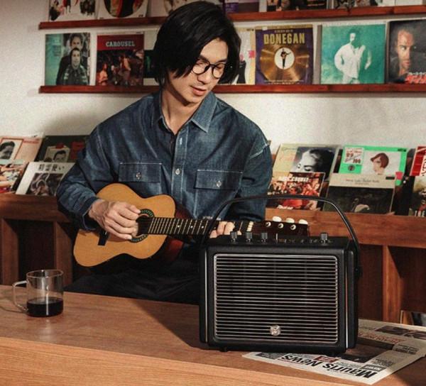 近60歲才創業,7度獲得美國CES大獎,硬生生把朝陽音響產業盤活 近60歲才創業,7度獲得美國CES大獎,硬生生把朝陽音響產業盤活