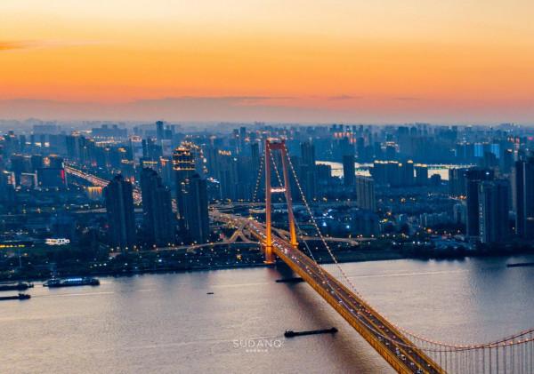 沒有長江，武漢未必就是“大武漢”！中國江城中的獨一無二