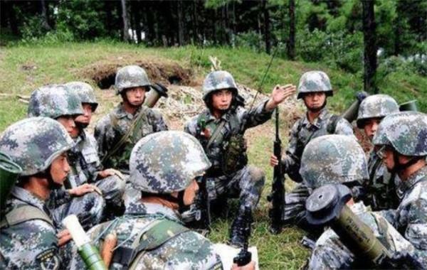 解放軍編制：軍、師、旅、團、營、連、排、班各有多少人