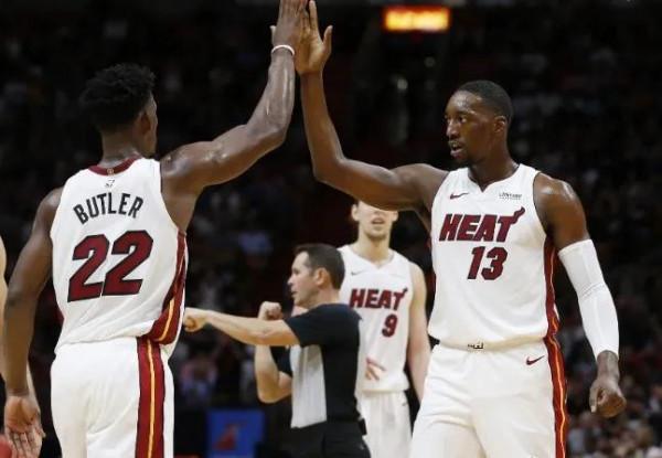 杜蘭特領銜,小卡落選!新賽季聯盟十大小前鋒 杜蘭特領銜,小卡落選!新賽季聯盟十大小前鋒